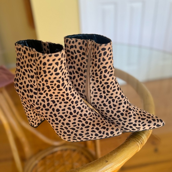 Leopard Booties - Picture 2 of 4